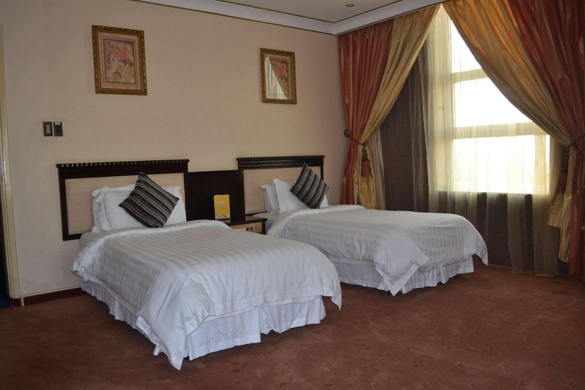 Bilqase Throne Hotel Dammam Esterno foto